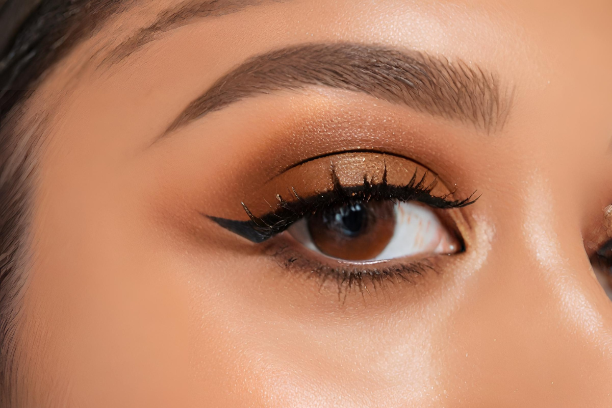 Meilleur fard à paupières pour yeux marron : couleurs et tendances